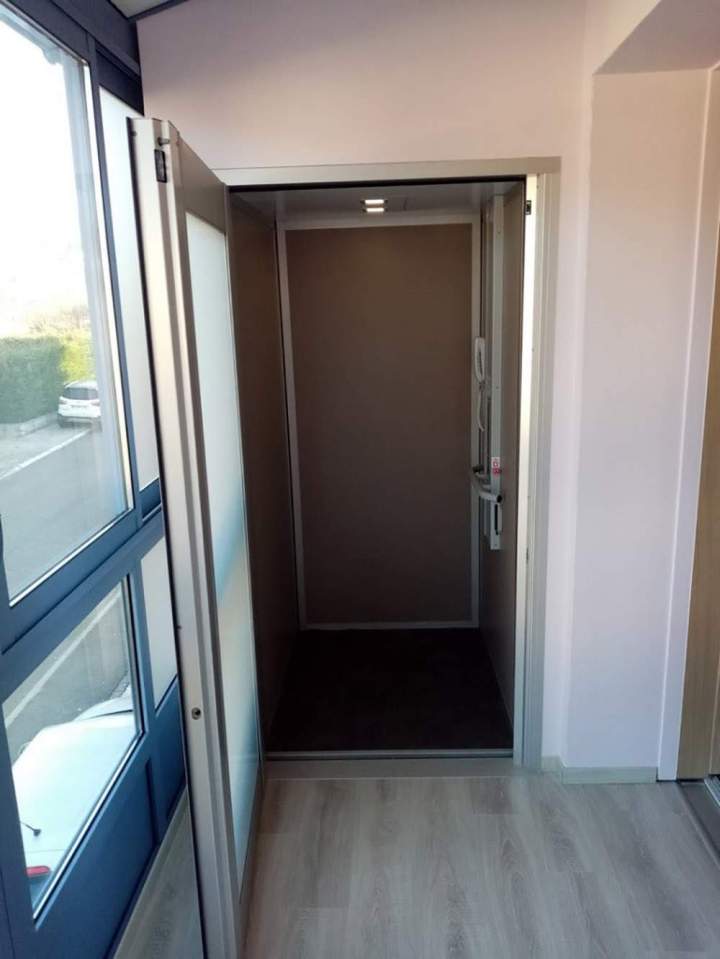  Installation ascenseur privé Belley